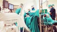 Tummy tuck plastic surgeon photo